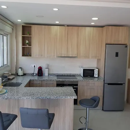 Apartamento Junto Al Mar En Puerto Marina Apartment *
