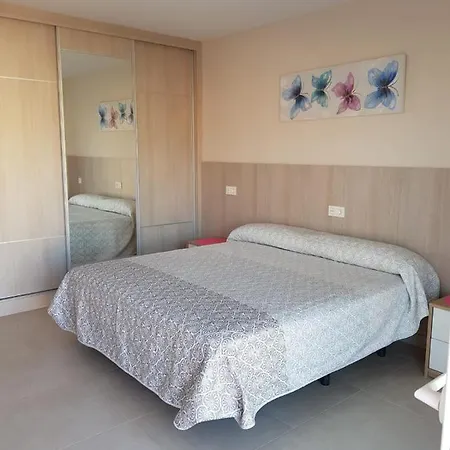 Apartamento Junto Al Mar En Puerto Marina Apartment *