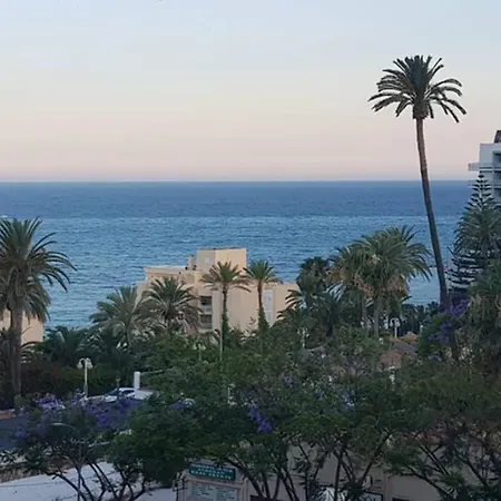 Apartamento Junto Al Mar En Puerto Marina Apartment